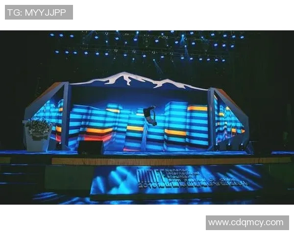 足球明星为SKT颁奖盛典增光添彩展现体育精神与团队合作魅力